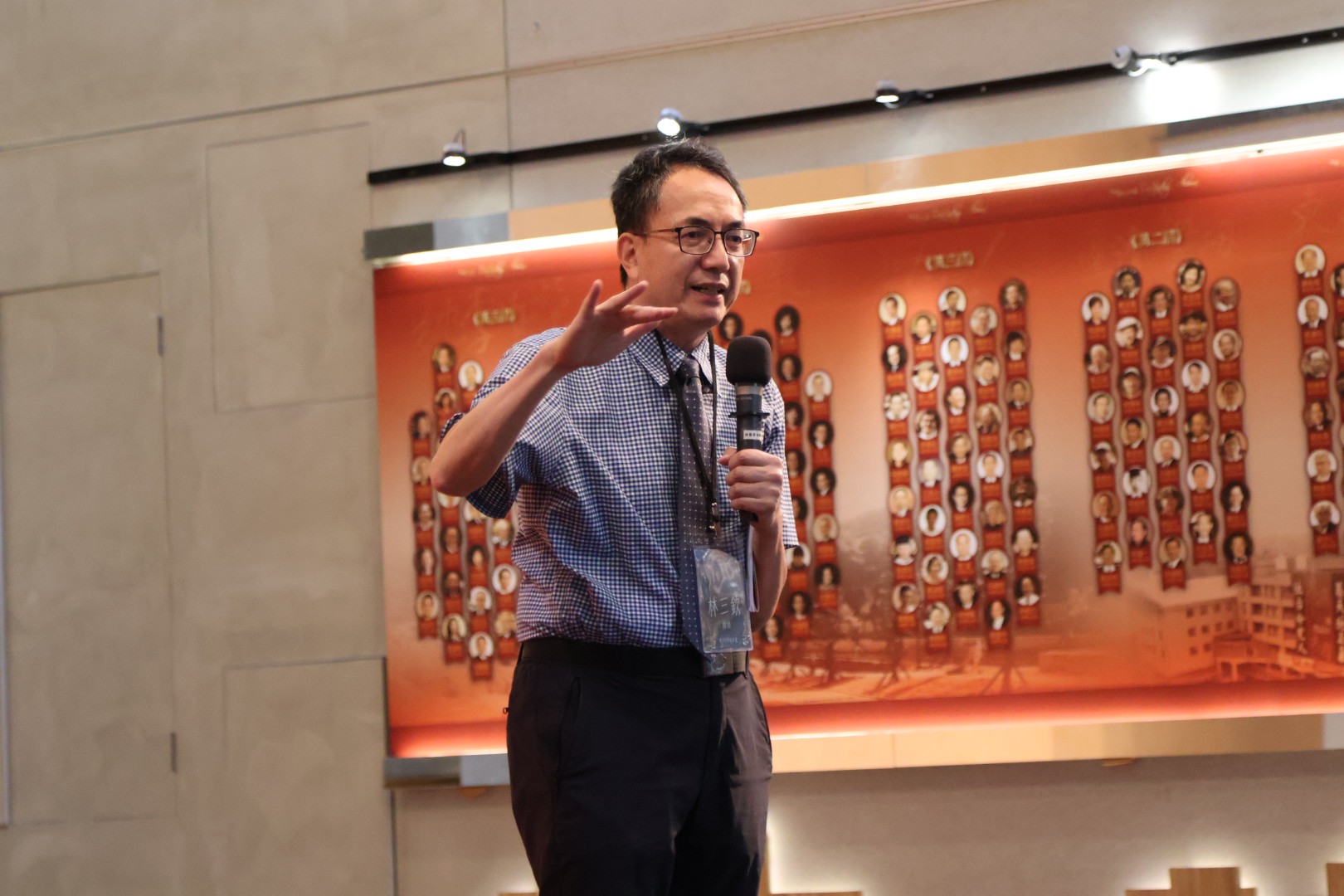 林三欽教授致詞，為法律服務社送上祝福.JPG